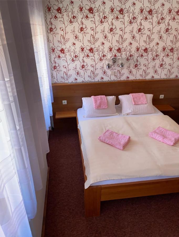 Pension Falko Cesky Krumlov Bagian luar foto
