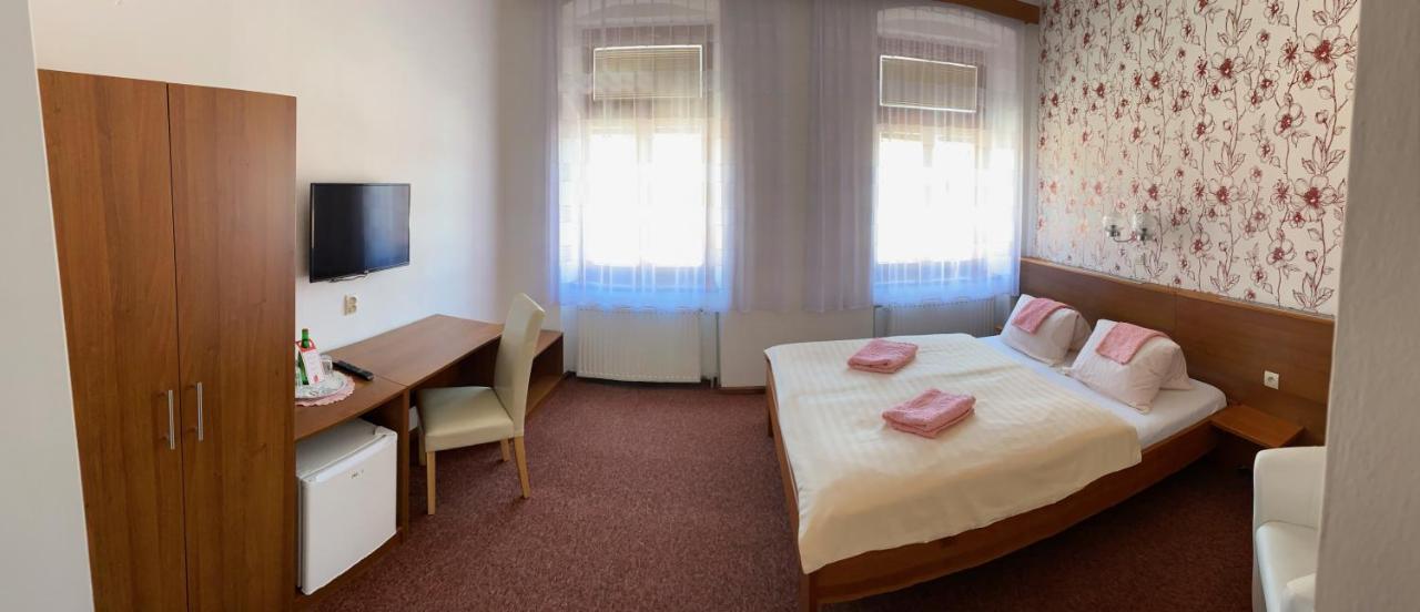 Pension Falko Cesky Krumlov Bagian luar foto
